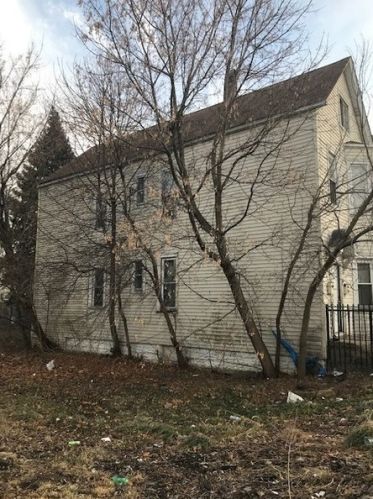 5249 Wood St, Chicago IL 60609-5759 exterior