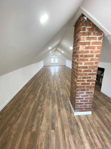 131 2 St, Huntington Station NY 11746-1409 exterior