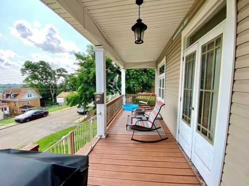 23 Calhoun Ave, Pittsburgh, PA 15210-3635