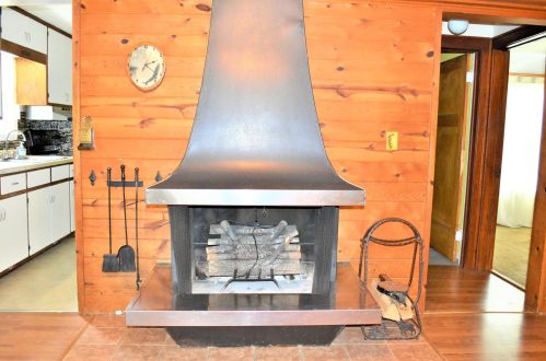 1329 91, Milwaukee WI 53224-4712 exterior