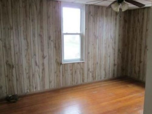 4624 Greensprings Ave, Pittsburgh PA 15122-1753 exterior