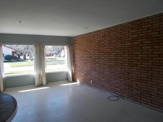 8629 Bob White Dr, Houston TX  77074-7417 exterior