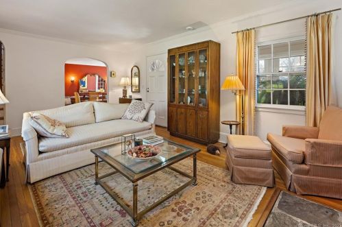 23 Buckingham Pl, Norwalk CT 06851-5004 exterior