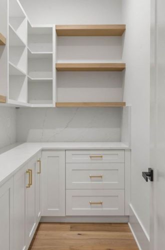 3918 Flowerland Dr, Atlanta GA  30319-1806 exterior