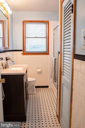 406 Eugenia Ave, Glen Burnie MD 21061-2652 exterior