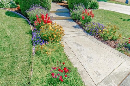 5725 Guthrie Pl, Davis, CA 95618-7215