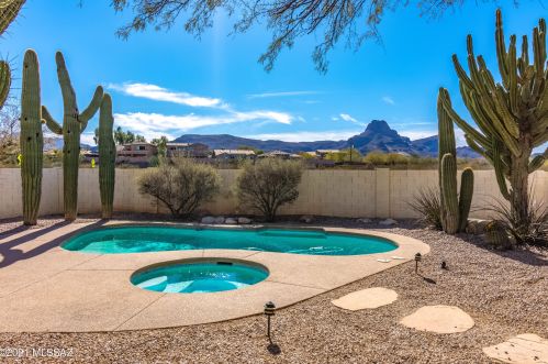 8483 Cantora Way, Tucson AZ 85743-5005 exterior