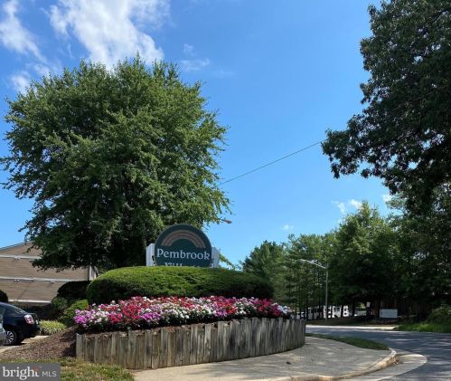 4379 Pembrook Village Dr, Alexandria VA  exterior