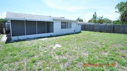 6811 Twilite Dr, Port Richey FL  34668-4652 exterior