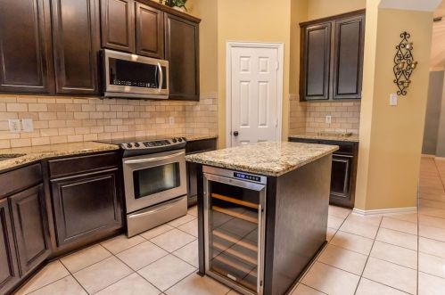 9404 Crossvine Ln, Frisco TX 75035-6030 exterior