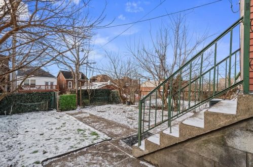 328 Orchard Pl, Pittsburgh PA  15210-1619 exterior