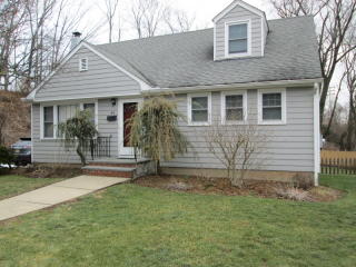 44 Ashwood Ave, Summit NJ  07901-3827 exterior
