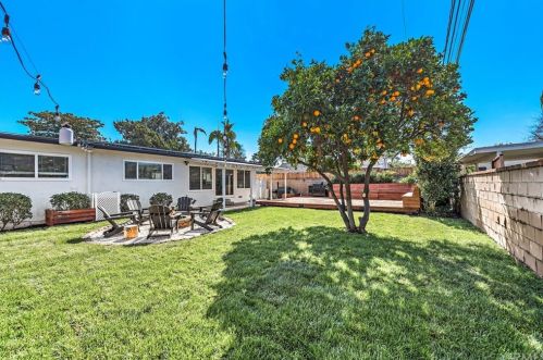 613 Orch Ave, Fullerton CA 92833-4139 exterior