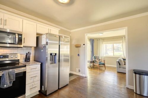 3291 Clifton Church Rd, Atlanta GA  30316-4945 exterior