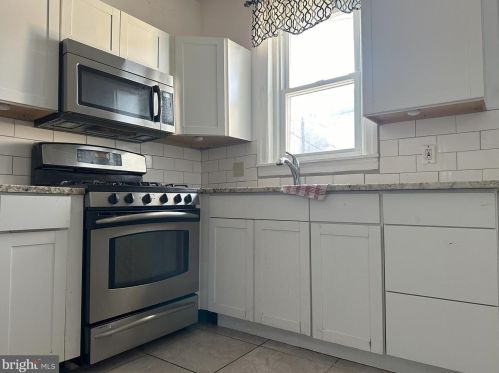 5627 Larchwood Ave, Philadelphia PA 19143-1909 exterior