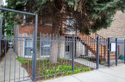 2621 Augusta Blvd, Chicago IL 60651-2603 exterior