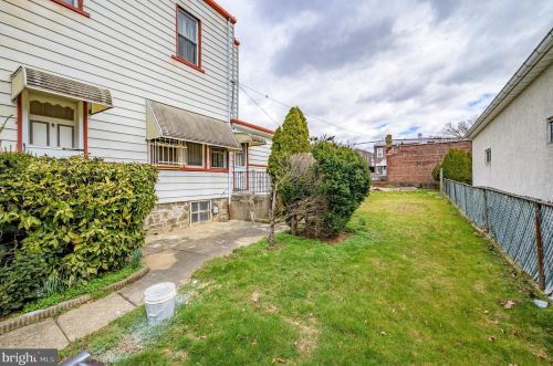 5435 American St, Philadelphia PA 19140-5726 exterior