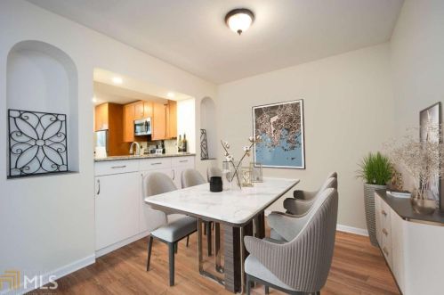 5430 Chemin De Vie, Atlanta GA 30342-2577 exterior