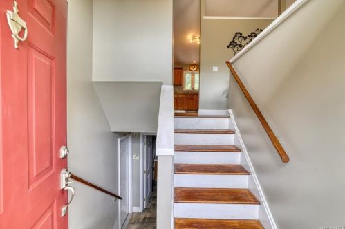 38 Sedgewick Rd, Poughkeepsie NY 12603-6300 exterior