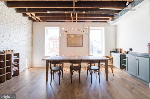 2026 Howard St, Philadelphia PA 19148-3334 exterior