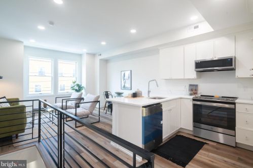 1919 20th St, Philadelphia PA  19145-2833 exterior