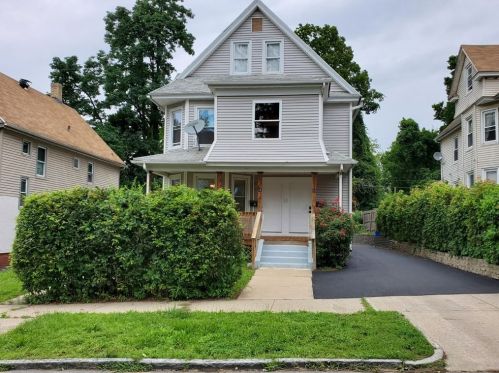 18 Noel St, Springfield MA  01108-1236 exterior