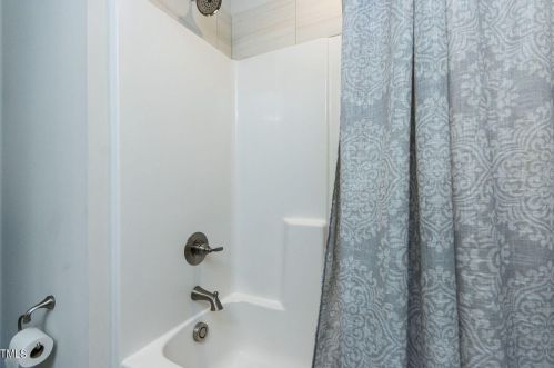 204 Kipling Dr, Oxford NC 27565-9713 exterior