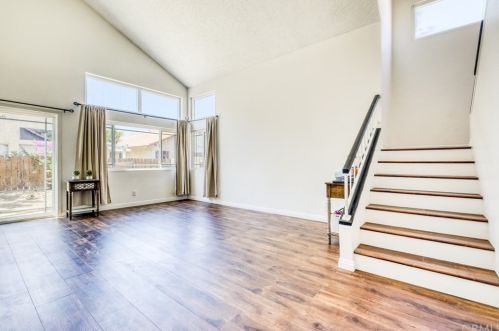 613 Citrus Ave, Perris CA  92571-3850 exterior