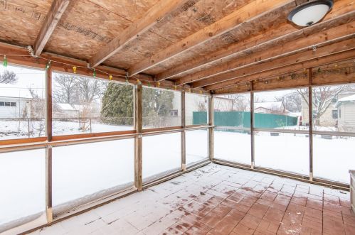 820 91st St, Milwaukee WI  53214-2845 exterior