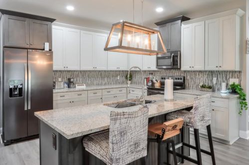 390 Holderness St, Atlanta GA 30310-1706 exterior