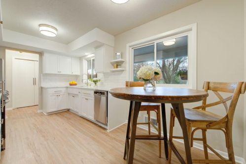 387 Iona Ln, Saint Paul MN  55113-2325 exterior