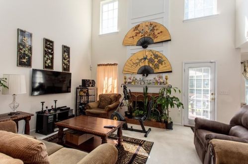 110 Magnolia Walk Ln, Atlanta, GA 30349-4067