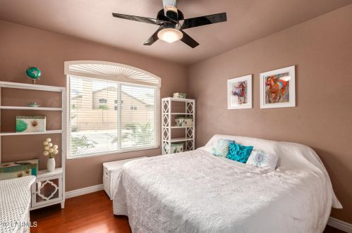 1709 Cathedral Rock Dr, Phoenix AZ 85048-8909 exterior