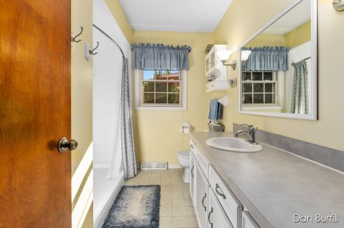 1001 76th St, Byron Township MI 49315-9319 exterior