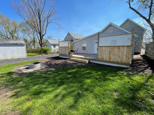 216 Park St, Watervliet MI 49098-9363 exterior