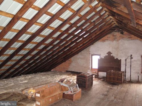 14596 Trough Crk Vly Pike, Huntingdon PA 16652-3519 exterior