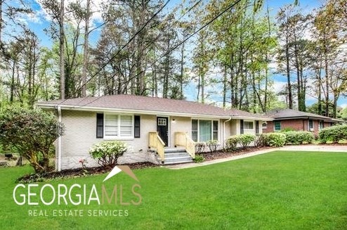 2534 Ben Hill Rd, Atlanta GA  30344-2043 exterior