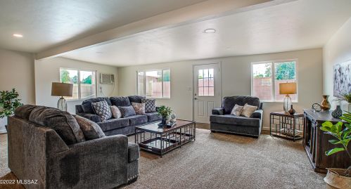 8322 Julia St, Tucson AZ  85710-4218 exterior