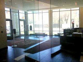 960 Clark St, Chicago IL  60605-2703 exterior