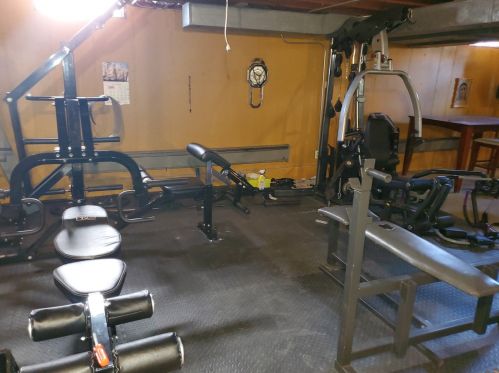 2055 Chestnut St, Waukegan IL 60085-3806 exterior