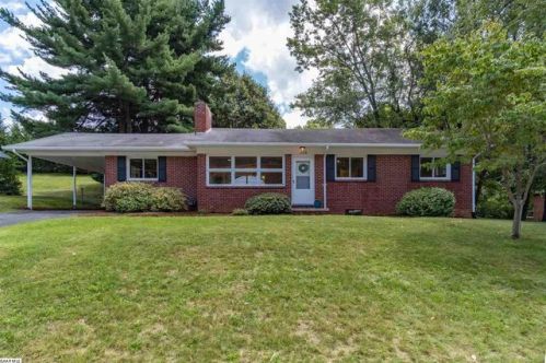 905 Belmore Ave, Staunton, VA 24401-2040