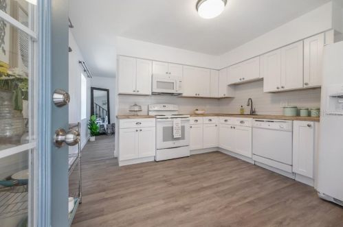 1312 Arctic St, Tampa FL 33604-1102 exterior