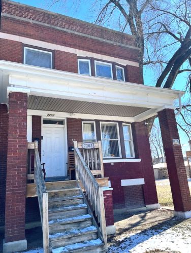 7203 May St, Chicago, IL 60621-1034