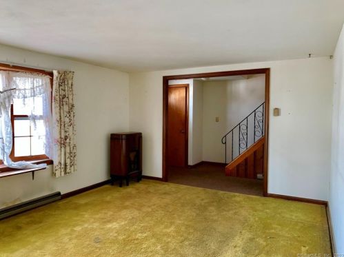 216 Chestnut Ave, Torrington CT 06790-5140 exterior