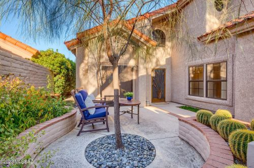 5948 Misty Ridge Dr, Tucson, AZ 85718-3438