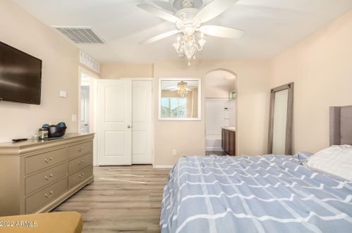 2032 77th Ln, Phoenix AZ 85033-4925 exterior