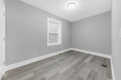 5150 Paulina St, Chicago IL  60640-2742 exterior