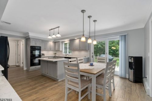 75 Hidden Glen Dr, Sparta NJ  07871-3843 exterior