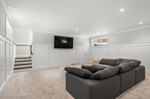 1654 Carmen Ave, Chicago IL 60640-2703 exterior