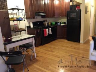 142 Endicott St, Boston MA  02113 exterior